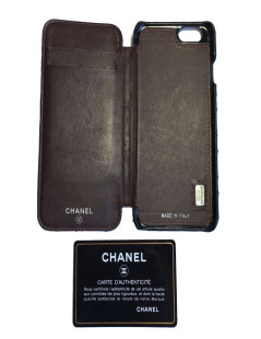 Etui  "Iphone 6" CHANEL en cuir matelassé noir