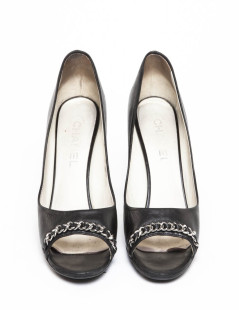 CHANEL shoes T 39.5 black leather and silver chain