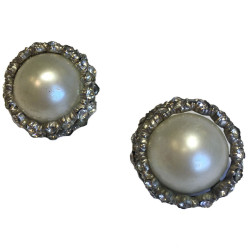 Clips CHANEL Vintage Pearl Pearl Earrings