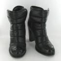 Quilted fabric boots and black leather T36.5 CHANEL