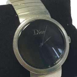 Montre DIOR La D de DIOR en acier argenté