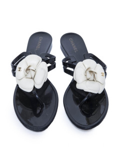 Mules CHANEL T 39 Camellia