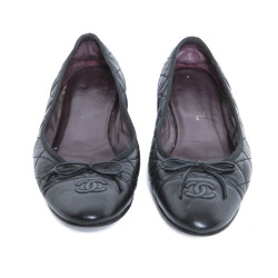 Ballerines CHANEL matelassées noir t 39