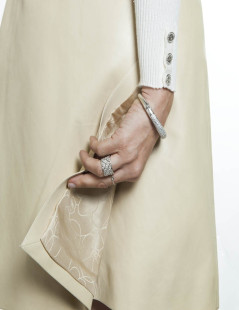 CHANEL T 36 beige leather skirt