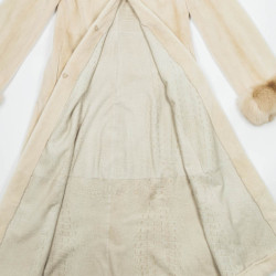 Manteau long  en vison beige