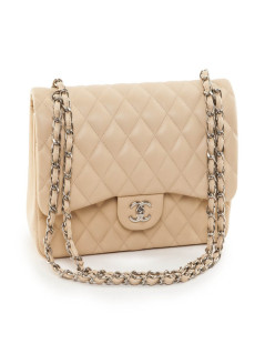 Sac jumbo CHANEL cuir d'agneau matelassé beige