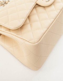 CHANEL jumbo double flap bag in beige quilted lamb leather