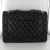 Maxi Jumbo agneau matelassé noir CHANEL