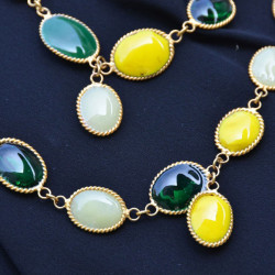 MARGUERITE DE VALOIS "Waterfalls" necklace in green and yellow gradient molten glass