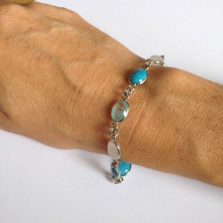 MARGUERITE DE VALOIS molten glass blue gradient bracelet