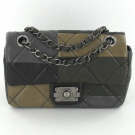 CHANEL clasp Boy patchwork quilted lamb bag