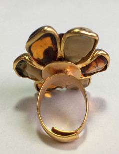 TAILLE Bague MARGUERITE DE VALOIS fleur en pâte de verre ambre et beige mêlé