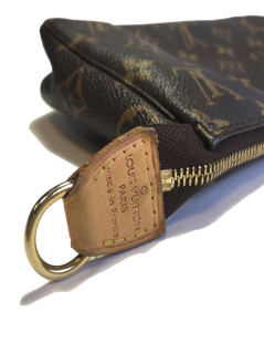 Pochette LOUIS VUITTON en toile monogram marron