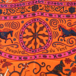 Châle HERMÈS "Peuple du vent" cachemire et soie rose indien, orange et cobalt