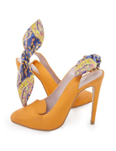 CARVEN T 39 orange leather pumps