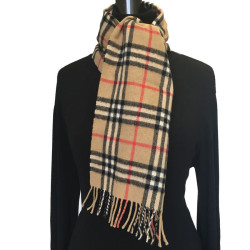 xxx Echarpe BURBERRY en cachemire motif check