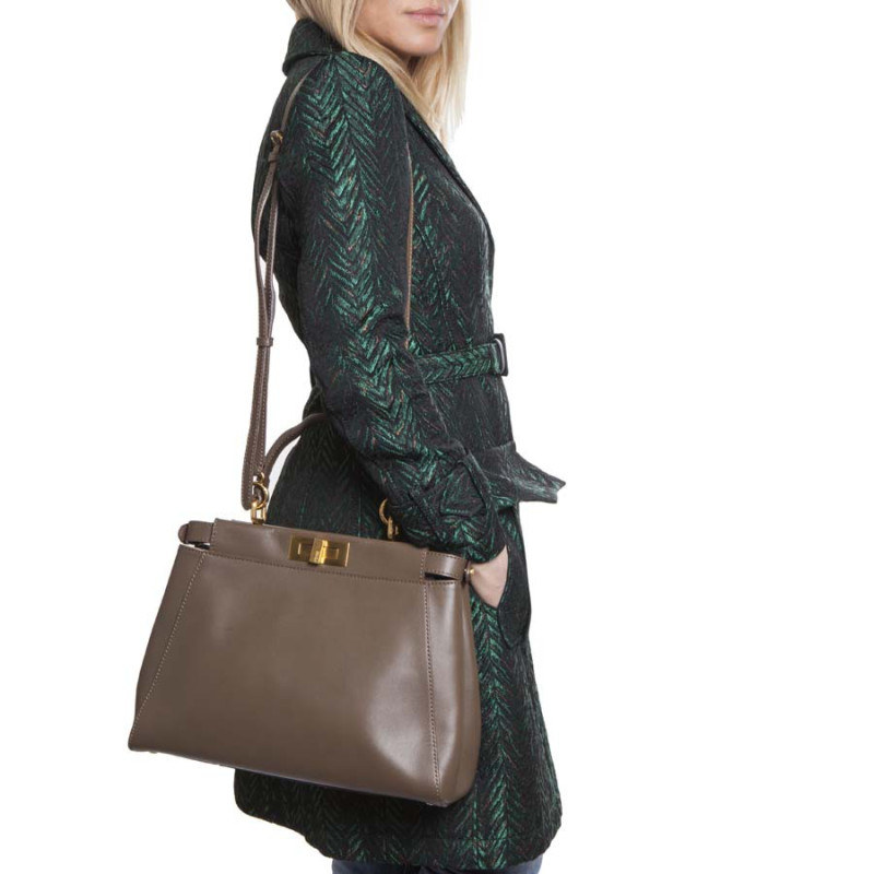 Sac Peekaboo FENDI cuir taupe et reptile