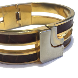 Bracelet LOEWE rigide en métal doré et cuir marron