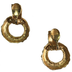 GIVENCHY clip-on earrings in matte gilded metal