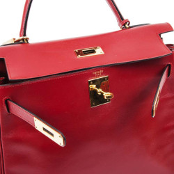 HERMES Kelly 28 handbag in red box leather