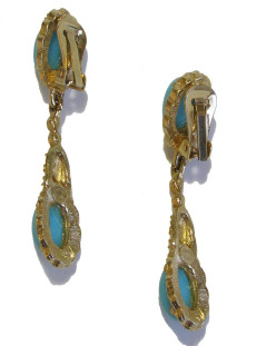 KENNETH JAY LANE clips in gilded metal, rhinestones and turquoise earrings