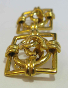 Boucles d"oreille clips CHANEL carrés vintage en métal doré