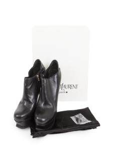 Boots YVES SAINT LAURENT comprensées T37 cuir noir