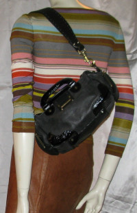 Sac BARBARA BUI en cuir et cuir vernis noir