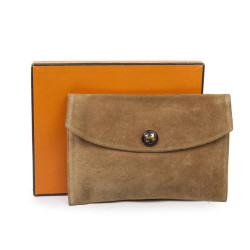 HERMES vintage clutch in camel suede