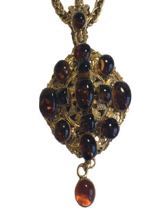 MARGUERITE de VALOIS long chain necklace with a topaze molten glass pendant