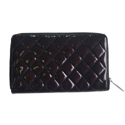 Portefeuille pochette CHANEL zippée vernie noire