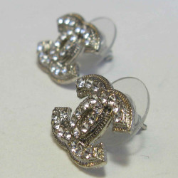 CHANEL CC Studs earrings in silver plated metal and rhinestones