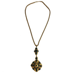 MARGUERITE de VALOIS long necklace in gilded metal and Emerald colored molten glass