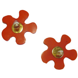 Boucles d'oreilles clip CHANEL 1990's  orange et nacrée