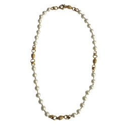 Vintage CHANEL Necklace in molten glass pearls and gilded metal charms