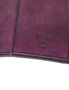 porte-cartes BERLUTI cuir lisse violet foncé