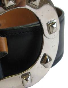 xxx Ceinture HERMES  T72 en cuir box bleu marine et fer à cheval clouté