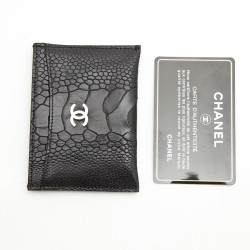 Porte-carte CHANEL en pâte d'autruche noir