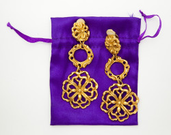 boucles d'oreille pendantes clips CHRISTIAN LACROIX Vintage