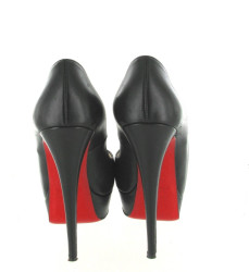 Escarpins LOUBOUTIN T37 en cuir noir