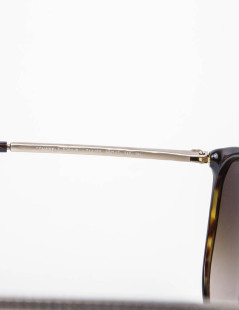 Lunettes de soleil CHANEL en plexiglas marron avec strass