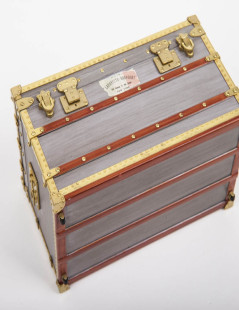 LOUIS VUITTON Miniature case in gray zing, wood and gilded metal