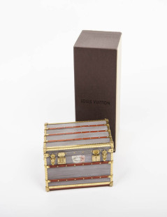 LOUIS VUITTON Miniature case in gray zing, wood and gilded metal