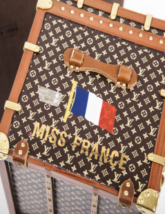 Mini malle "Miss france" LOUIS VUITTON 