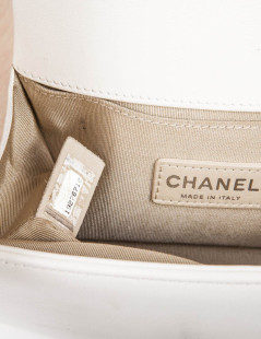 CHANEL 'Boy' flap bag in white quilted leather