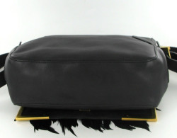 Sac FENDI "N°2" en cuir noir et plumes