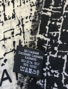 CHANEL Shawl in Gray and Black Cashmere and Silk