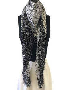 CHANEL Shawl in Gray and Black Cashmere and Silk