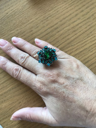 Bague LANVIN T 55 en métal argenté et strass bleu et vert