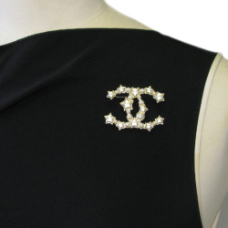 Broche Chanel dorée et nacrée